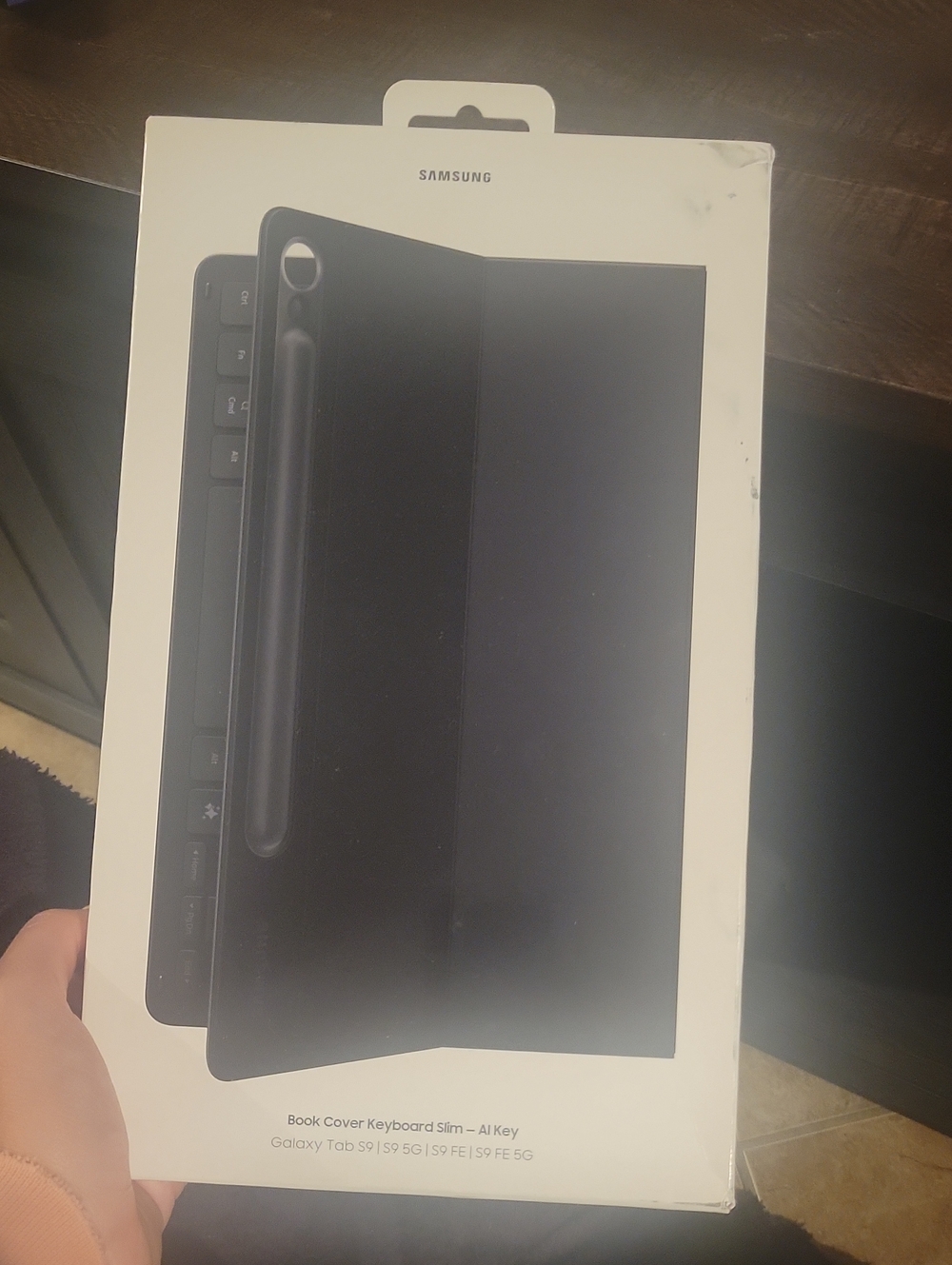 Samsung Book Cover Keyboard Slim in Black
